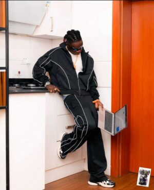 HIGH QUALITY UP AND DOWN