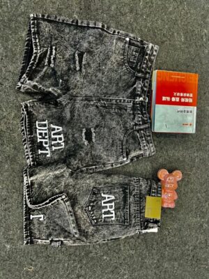 HIGH QUALITY  SHORT JEANS